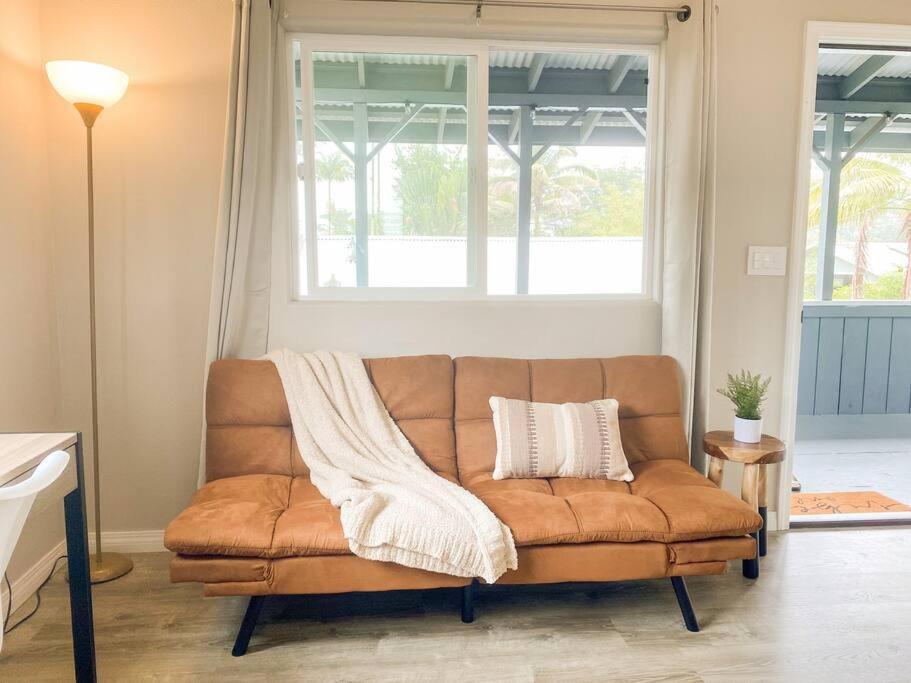 Hibiscus Hale, Full Kitchen, King Bed, Parking Leilighet Keaau Eksteriør bilde